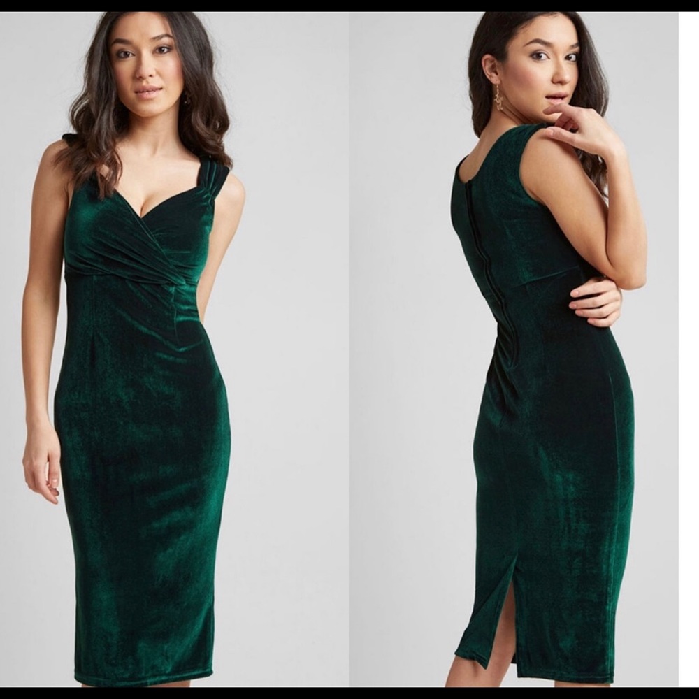 ModCloth Steady Emerald Velvet Pinup Dress RARE